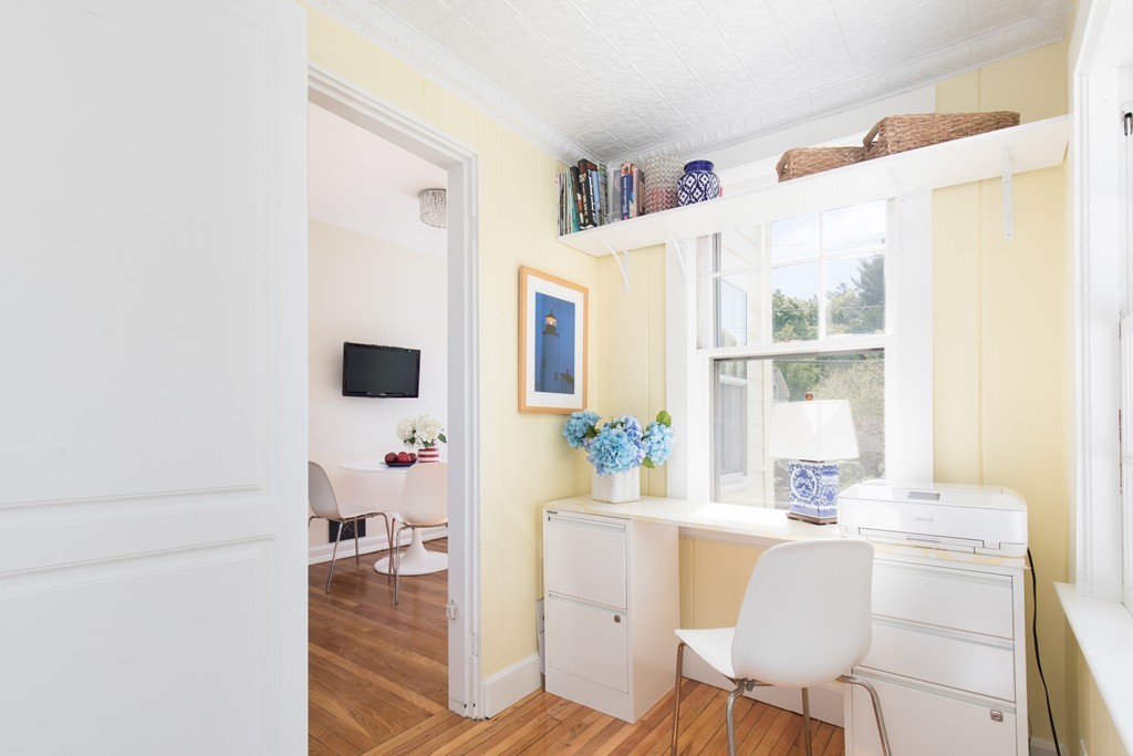 47 Curve Street Natick, MA 01760 - Photo 10 of 20