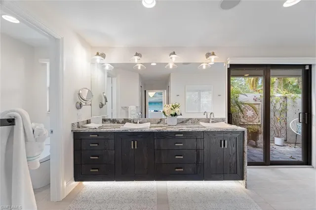 $4,999,999 | 6582 Trail Boulevard, Naples, FL 34108