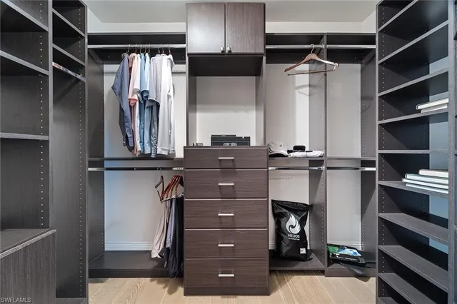 $4,999,999 | 6582 Trail Boulevard, Naples, FL 34108