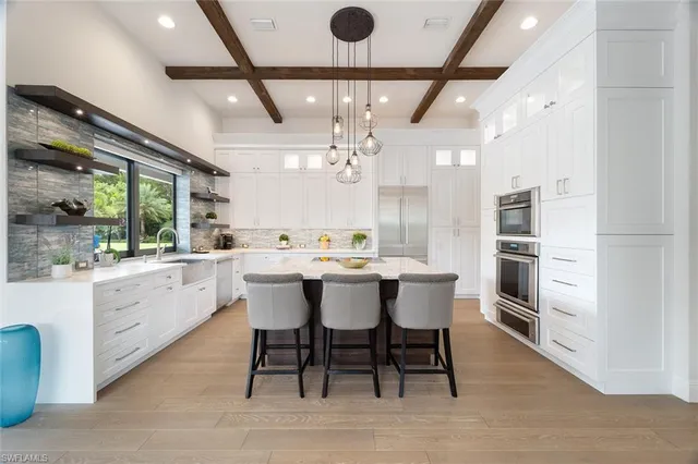 $4,999,999 | 6582 Trail Boulevard, Naples, FL 34108