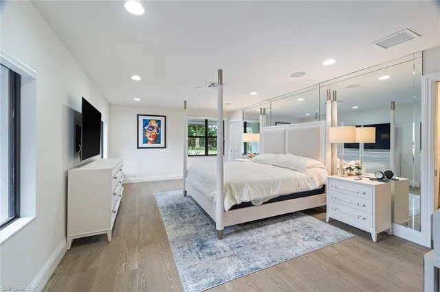 $4,999,999 | 6582 Trail Boulevard, Naples, FL 34108