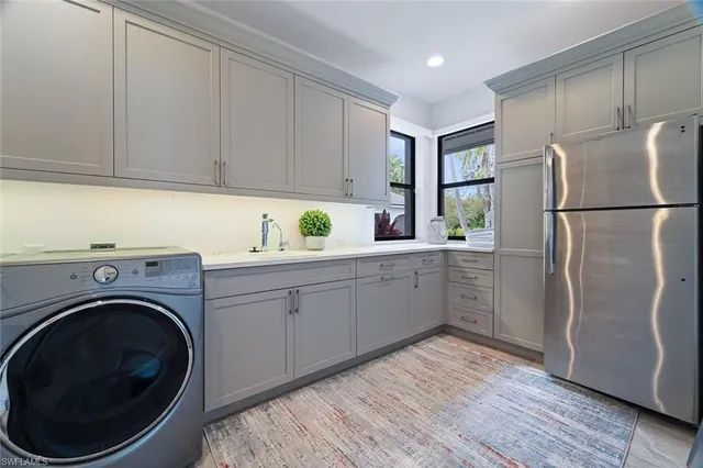 $4,999,999 | 6582 Trail Boulevard, Naples, FL 34108