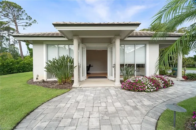 $4,999,999 | 6582 Trail Boulevard, Naples, FL 34108