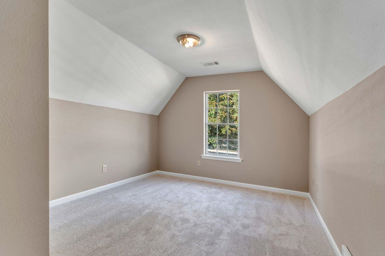 1088 Akins Store Road Munford, TN 38058 - Photo 28 of 40 an empty room with a window