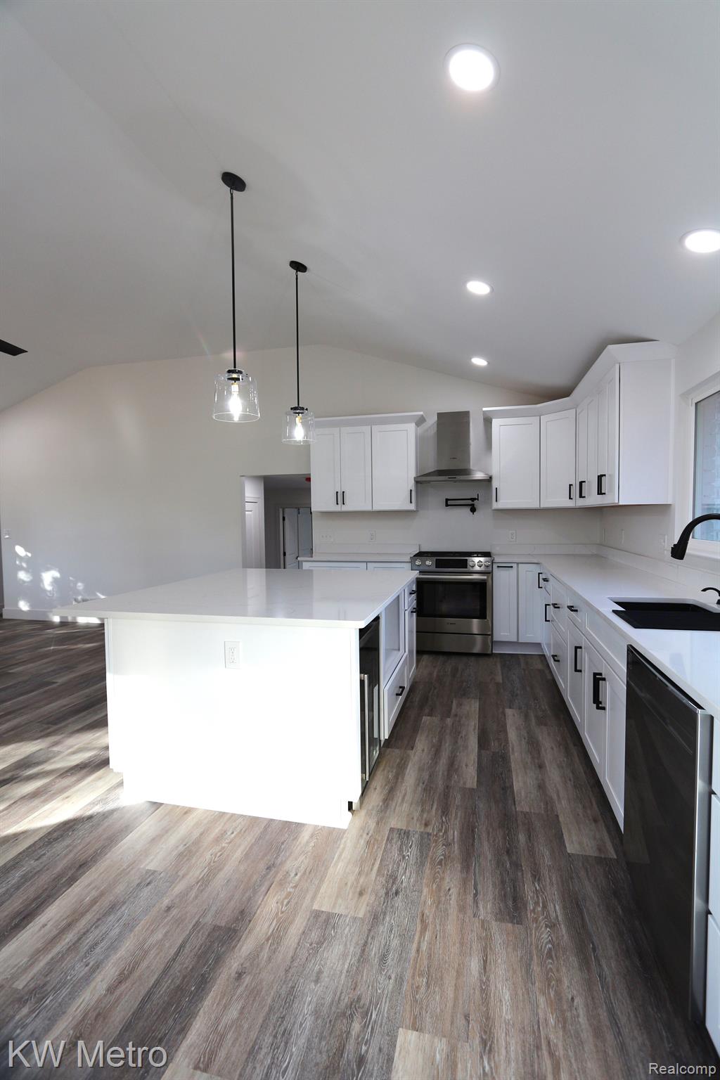 21311 Middlebelt Road New Boston, MI 48164 - Photo 17 of 62 Gallery Image 17