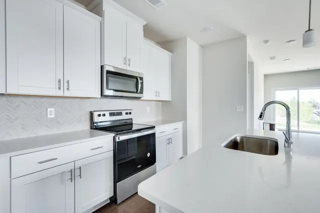 $2,750 | 4364 Skyridge Drive, Nashville, TN 37207