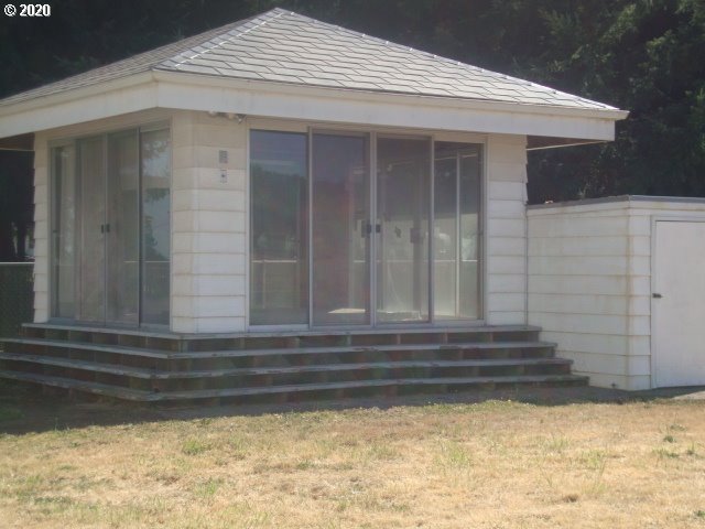 50925 Southwest Old Portland Road Scappoose, OR 97056 - Photo 12 of 12 Gallery Image 12