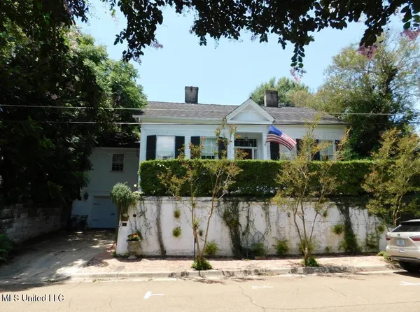 $850,000 | 406 Orleans Street, Natchez, MS 39120