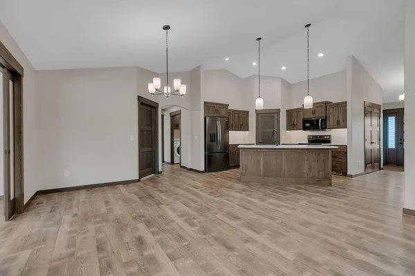 $559,900 | 611 Brookwood Lane, St. Cloud, MN 56303