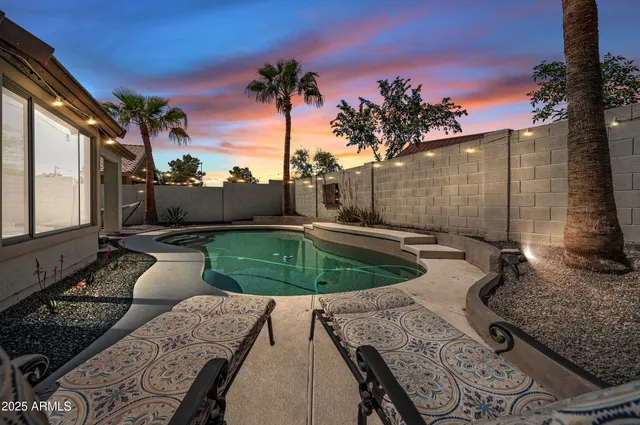 $3,000 | 3228 East Sandy Way, Gilbert, AZ 85297