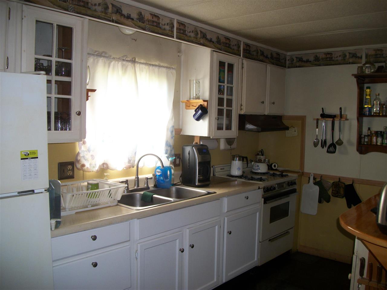 9 Riverside Drive Raymond, NH 03077 - Photo 12 of 27
