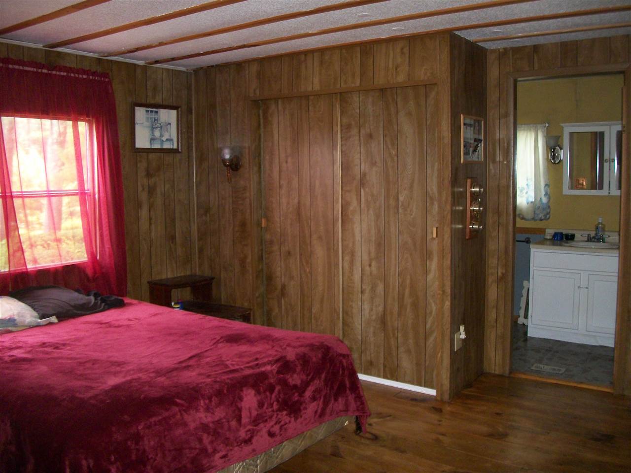 9 Riverside Drive Raymond, NH 03077 - Photo 17 of 27