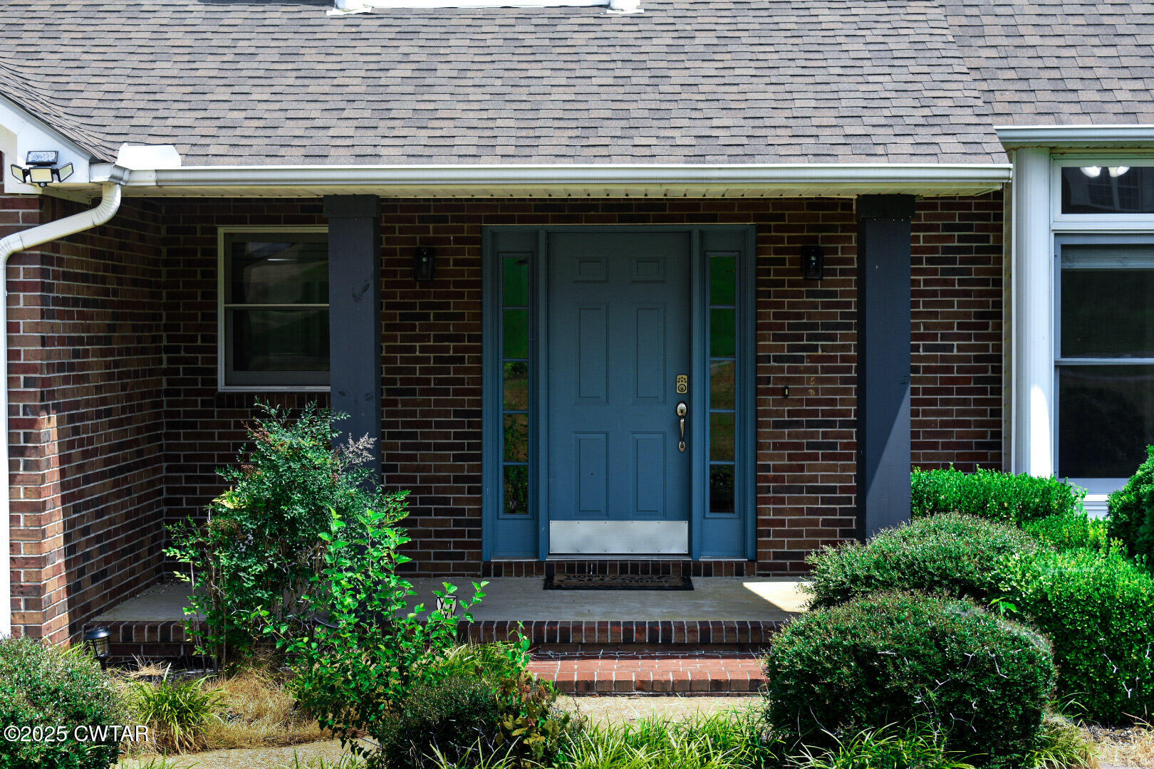 612 Wynridge Troy, TN 38260 - Photo 3 of 42 a front view of a house with plants