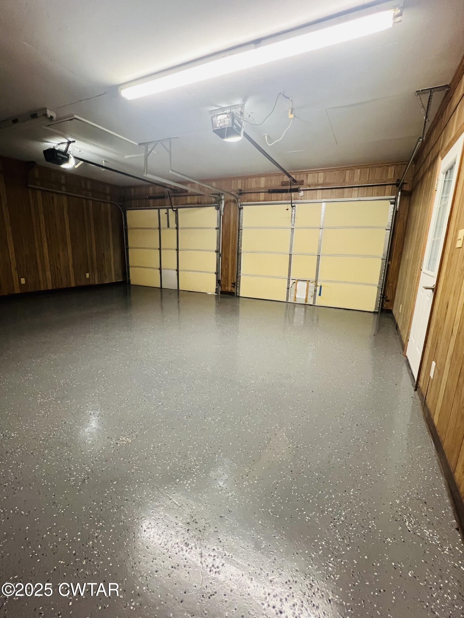 612 Wynridge Troy, TN 38260 - Photo 33 of 42 a view of a garage