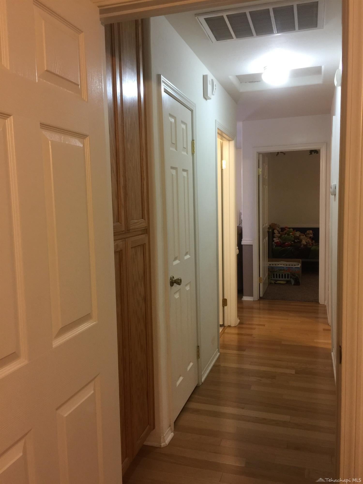 21308 Woodford-Tehachapi Road Tehachapi, CA 93561 - Photo 27 of 38 Gallery Image 27