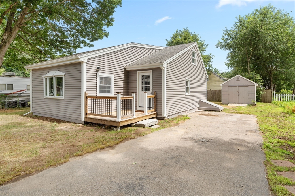 5 Laurel Road Norton, MA 02766 - Photo 1 of 30 Gallery Image 1