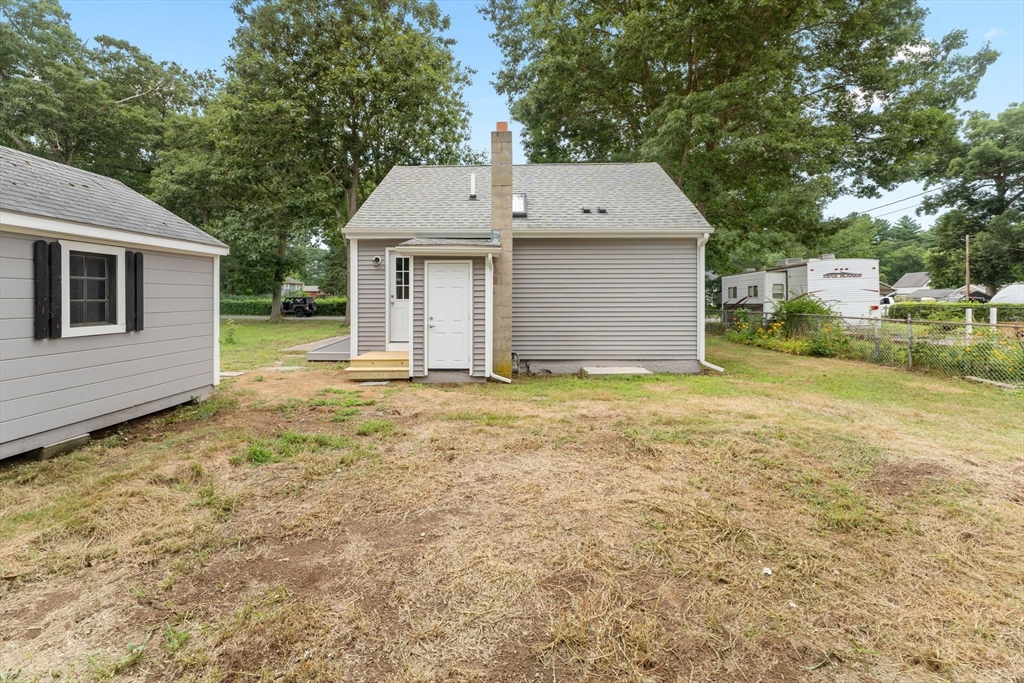 5 Laurel Road Norton, MA 02766 - Photo 28 of 30 Gallery Image 28