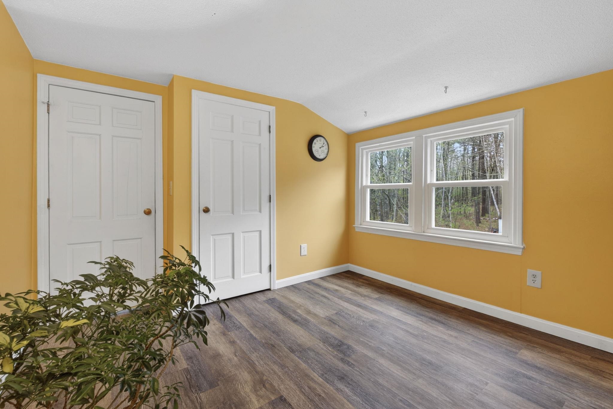 172 Warner Hill Road Derry, NH 03038 - Photo 20 of 39