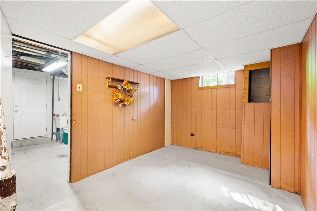 950 Segar Road Mt. Lebanon, PA 15243 - Photo 13 of 24 Gallery Image 13