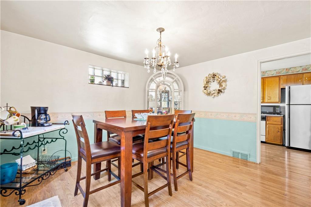 950 Segar Road Mt. Lebanon, PA 15243 - Photo 6 of 24 Gallery Image 6