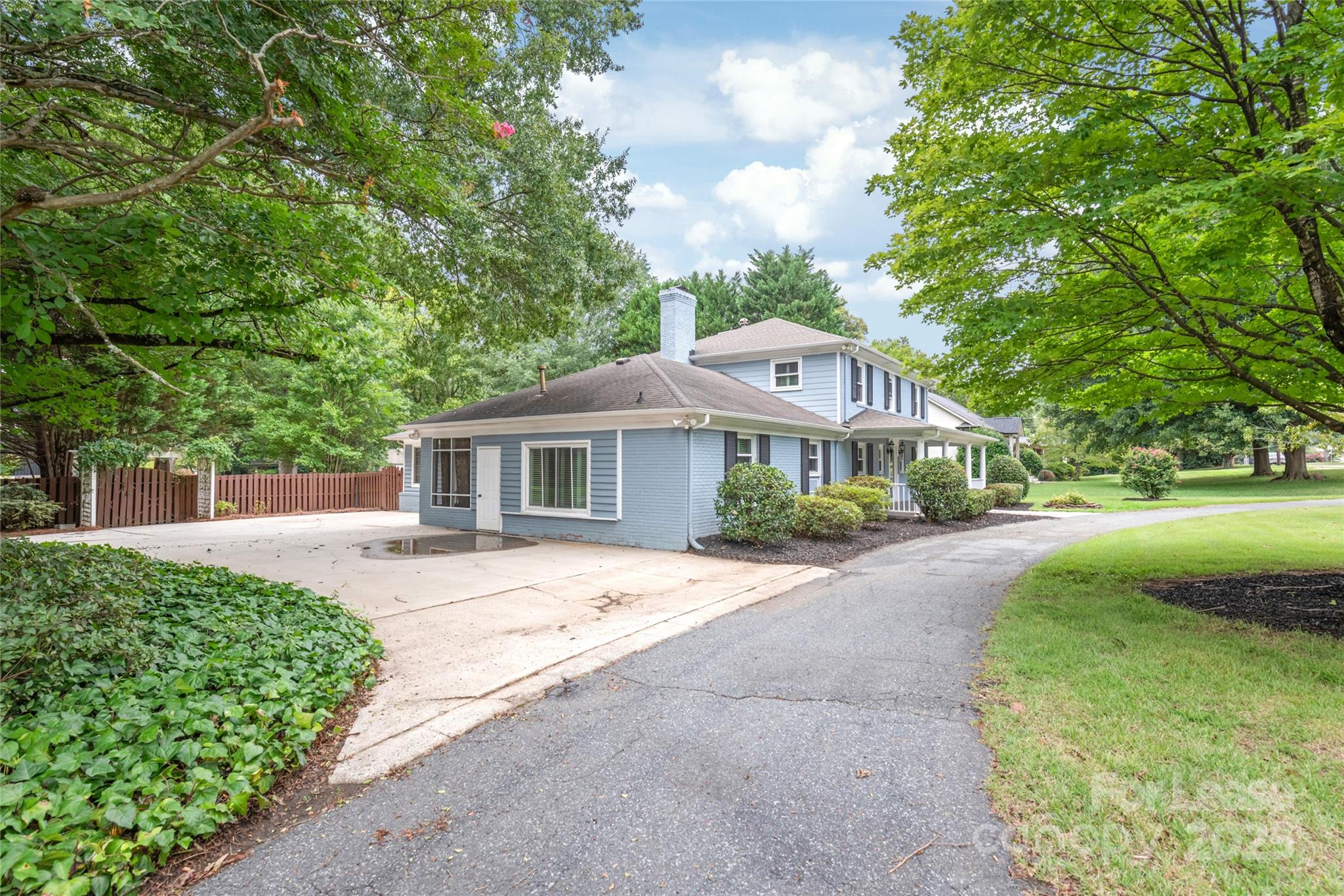 3726 Providence Road Charlotte, NC 28211 - Photo 40 of 45 a front view of a house with a garden