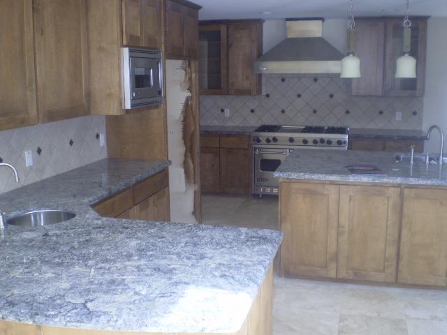 5433 East Cheery Lynn Road Phoenix, AZ 85018 - Photo 2 of 2 KITCHEN