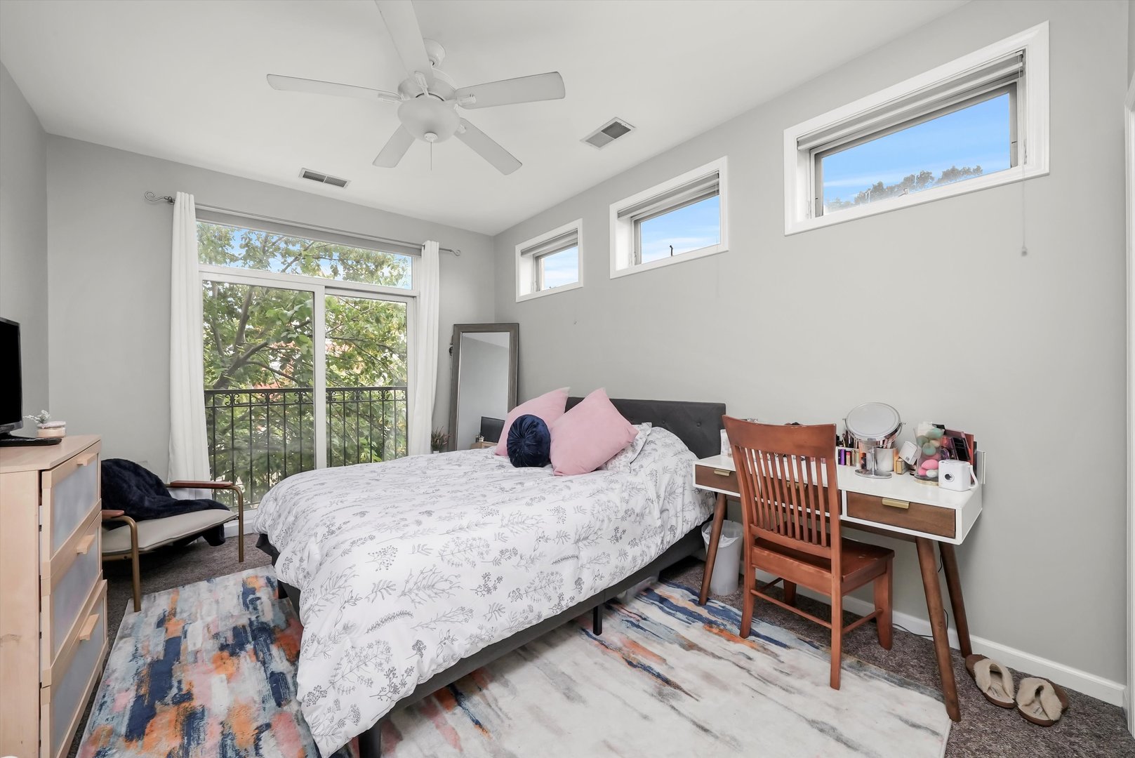 1535 West Ohio Street, Unit 2 Chicago, IL 60642 - Photo 15 of 25 a bedroom with a bed and a window