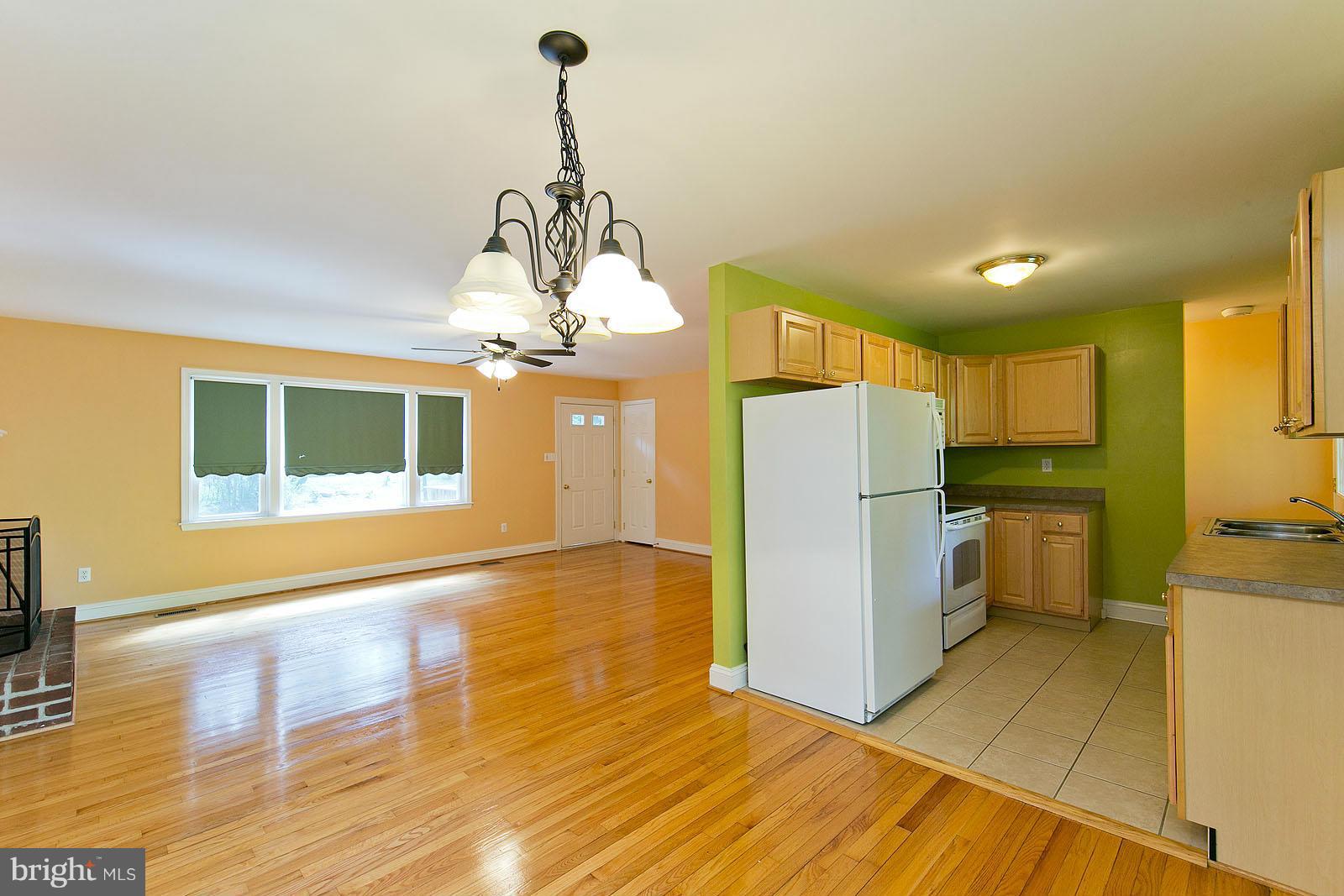 38 Spruce Road Front Royal, VA 22630 - Photo 8 of 30 Dining Room