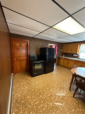 $139,000 | 23 Dustin Street, Dexter, ME 04930