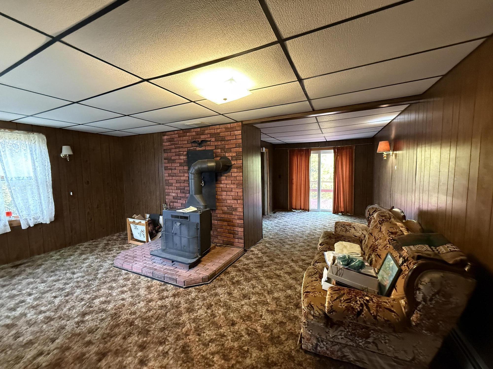 23 Dustin Street Dexter, ME 04930 - Photo 9 of 34 Living Room