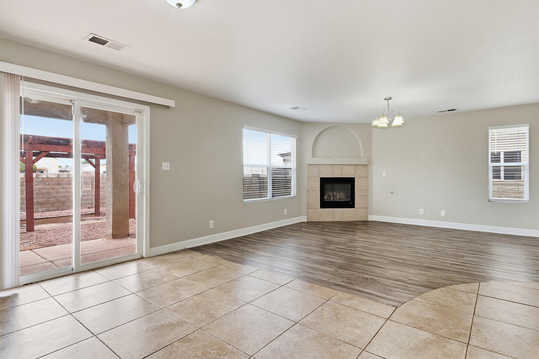 721 Valley Meadows Drive Rio Rancho, NM 87144 - Photo 12 of 34 Gallery Image 12