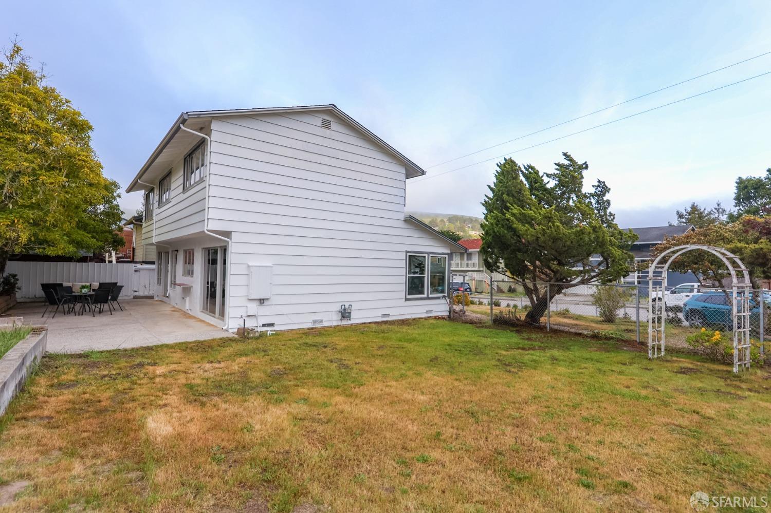 20 Point Reyes Way Pacifica, CA 94044 - Photo 54 of 78 a view of a house with swimming pool and sitting area