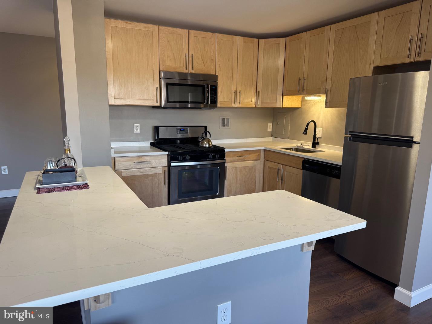 8830 Piney Branch Road, Unit 803 Silver Spring, MD 20903 - Photo 20 of 47 Gallery Image 20