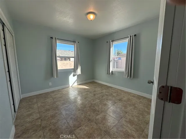 $3,275 | 6052 Fishburn Avenue, Huntington Park, CA 90255