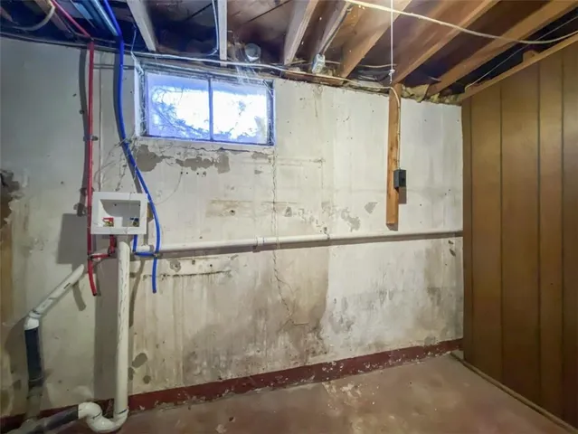 $200,000 | 11426 Applewood Drive, Kansas City, MO 64134