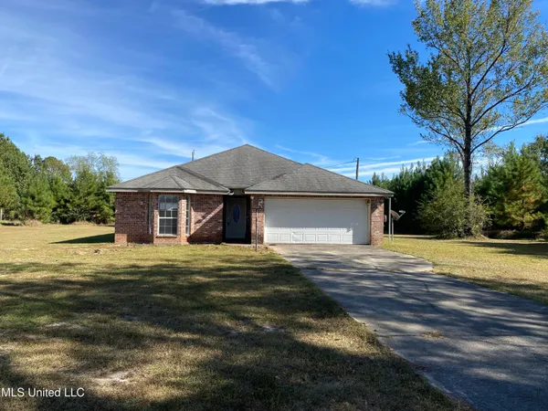 $120,900 | 112 Pap Armstrong Road, Wiggins, MS 39577