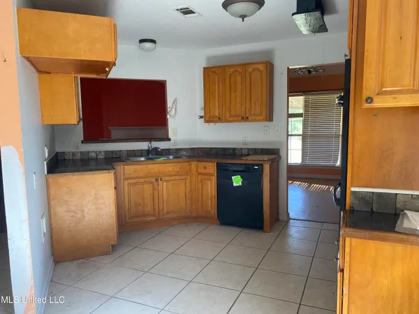 $120,900 | 112 Pap Armstrong Road, Wiggins, MS 39577