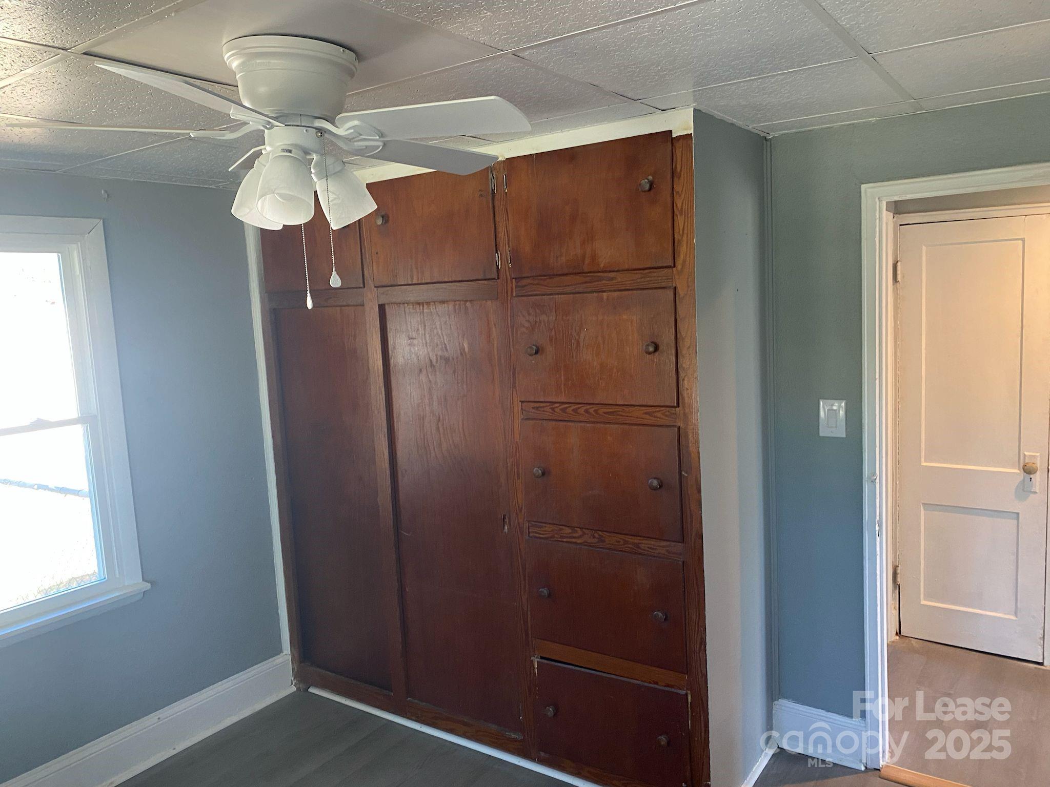 327 39th St Place Southwest Hickory, NC 28602 - Photo 18 of 21