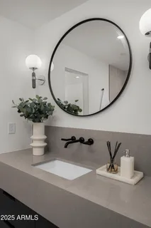 $7,950,000 | 5355 East Desert Vista Road, Paradise Valley, AZ 85253