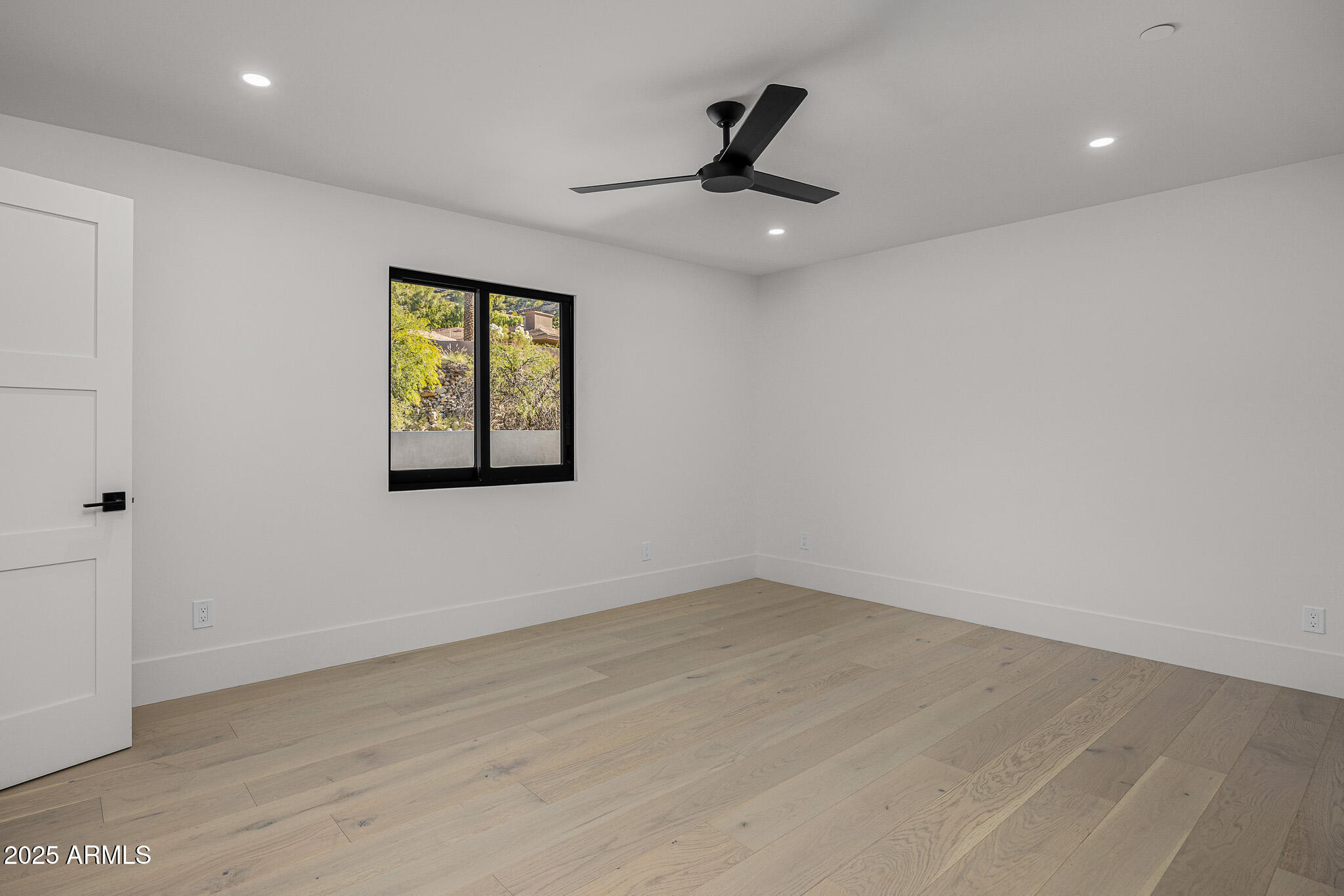 5355 East Desert Vista Road Paradise Valley, AZ 85253 - Photo 28 of 47 guest bedroom2