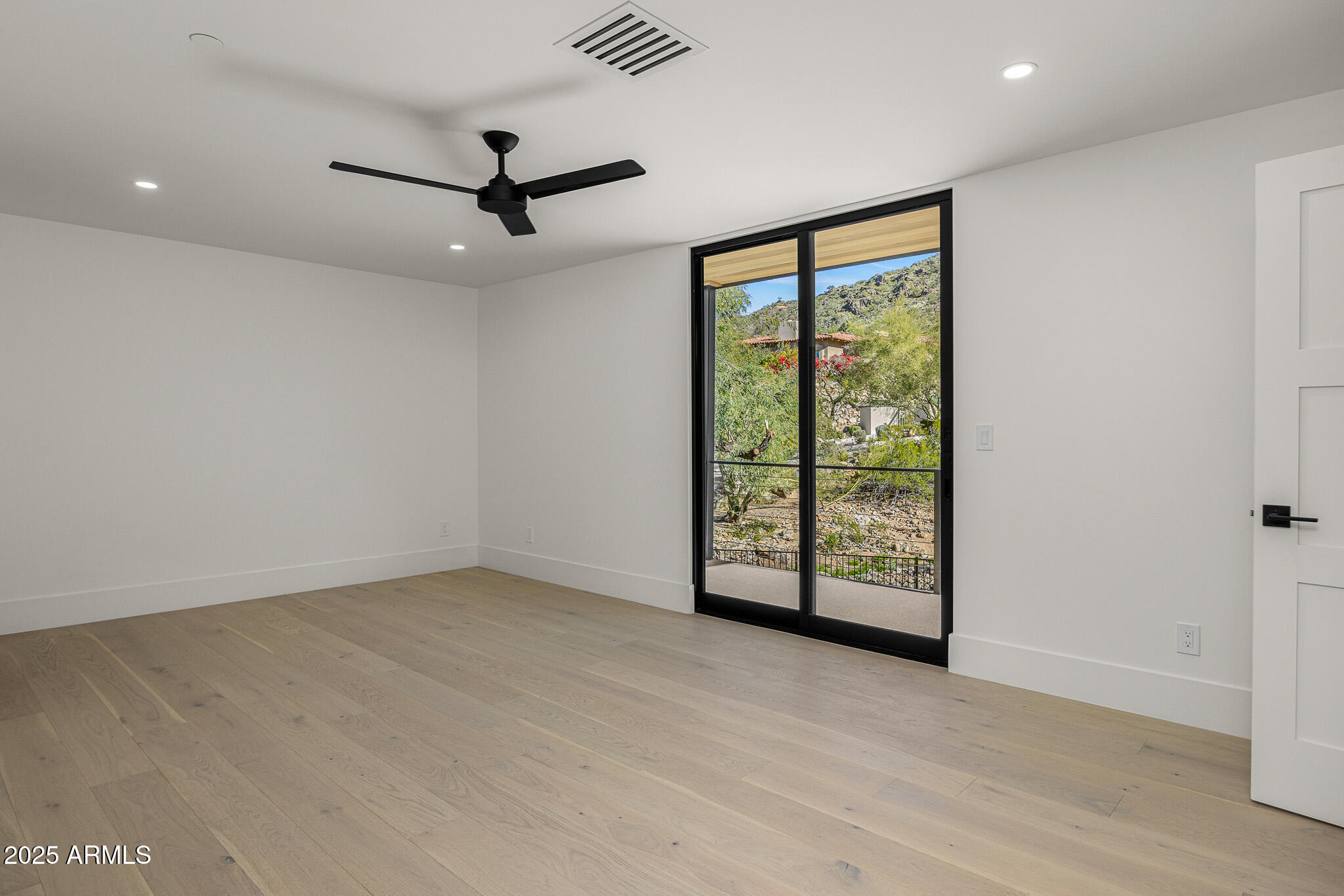 5355 East Desert Vista Road Paradise Valley, AZ 85253 - Photo 29 of 47 guest bedroom3