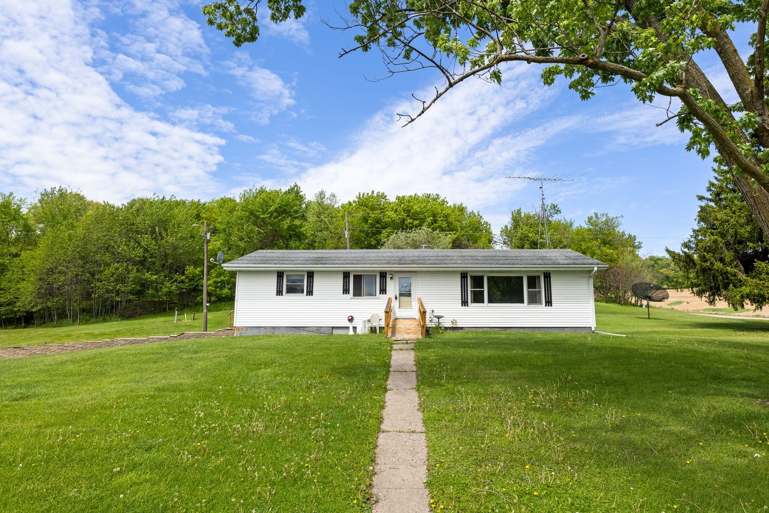 W53 Evanger Road Independence, WI 54747 - Photo 2 of 27