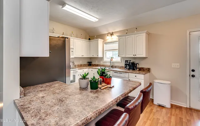 $280,000 | 1076 Spanish Oak Drive, Pearl, MS 39208