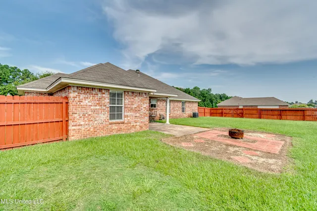 $280,000 | 1076 Spanish Oak Drive, Pearl, MS 39208