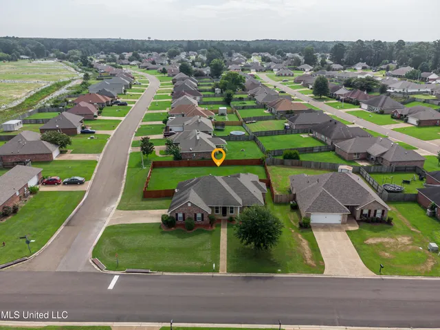 $280,000 | 1076 Spanish Oak Drive, Pearl, MS 39208