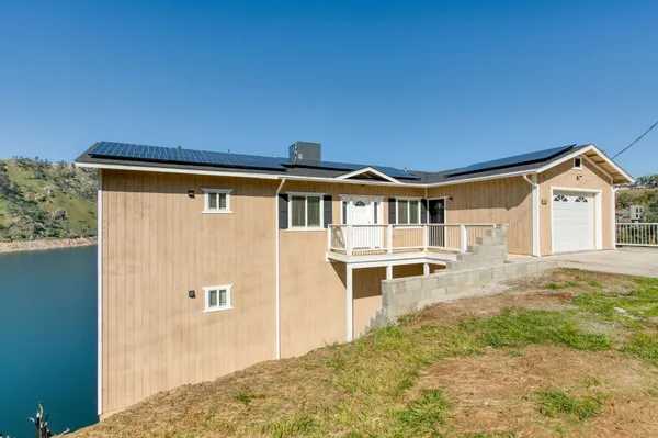 $690,000 | 28053 Sky Harbour Road, Friant, CA 93626