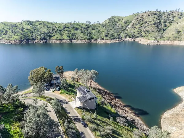 $690,000 | 28053 Sky Harbour Road, Friant, CA 93626