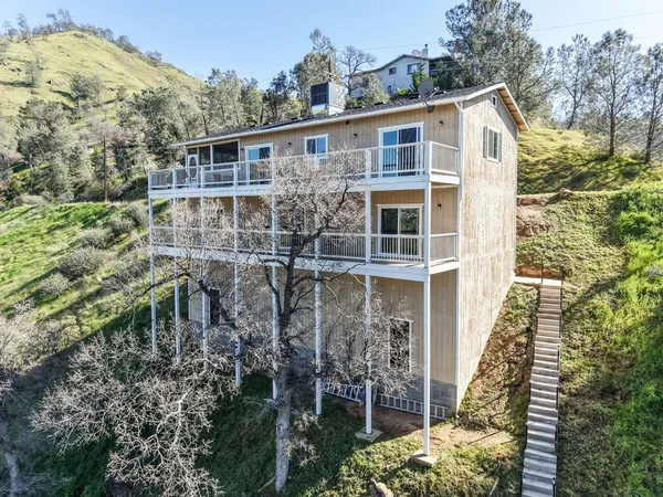 $690,000 | 28053 Sky Harbour Road, Friant, CA 93626
