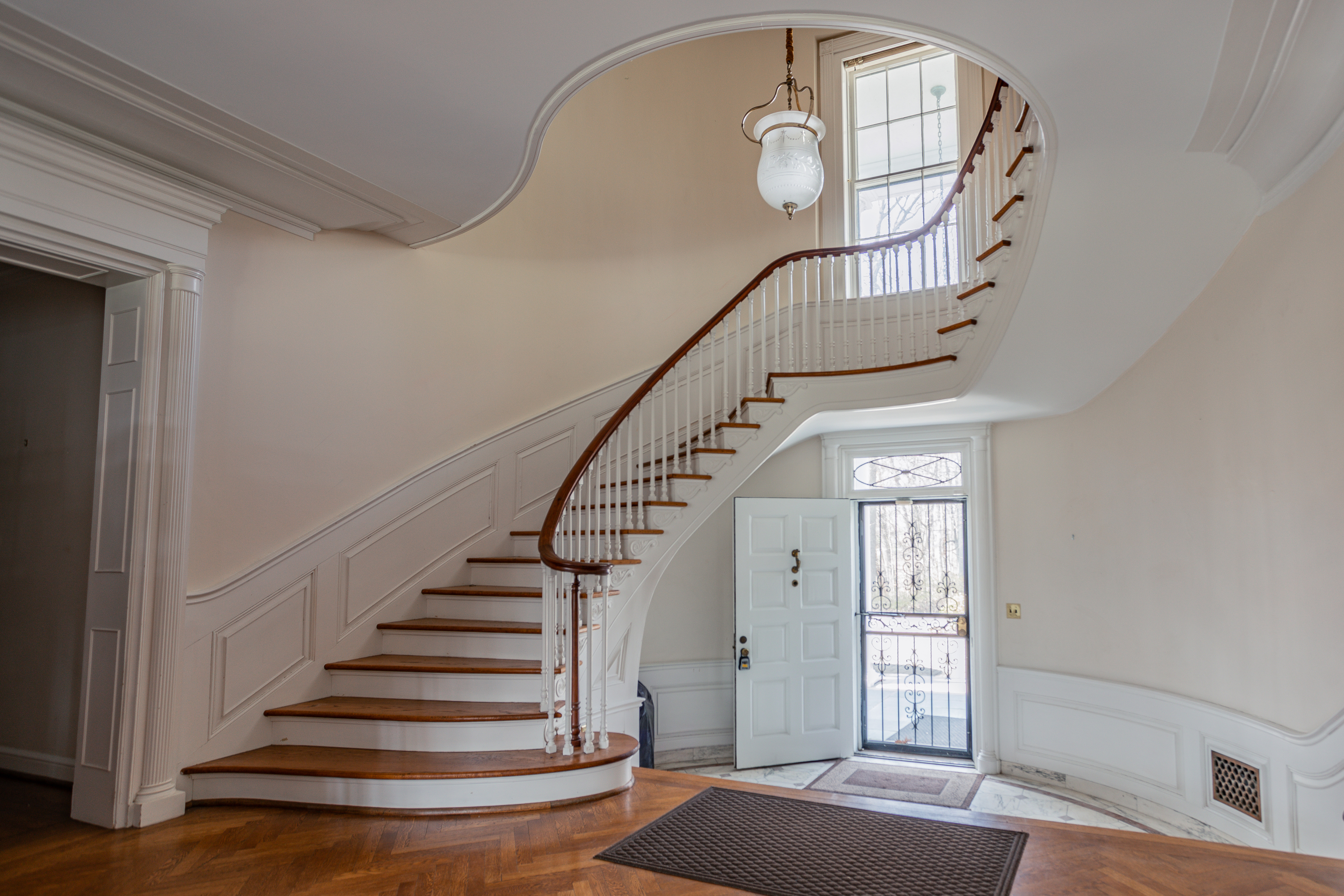 1 Whitehall Way Anderson, IN 46013 - Photo 12 of 81