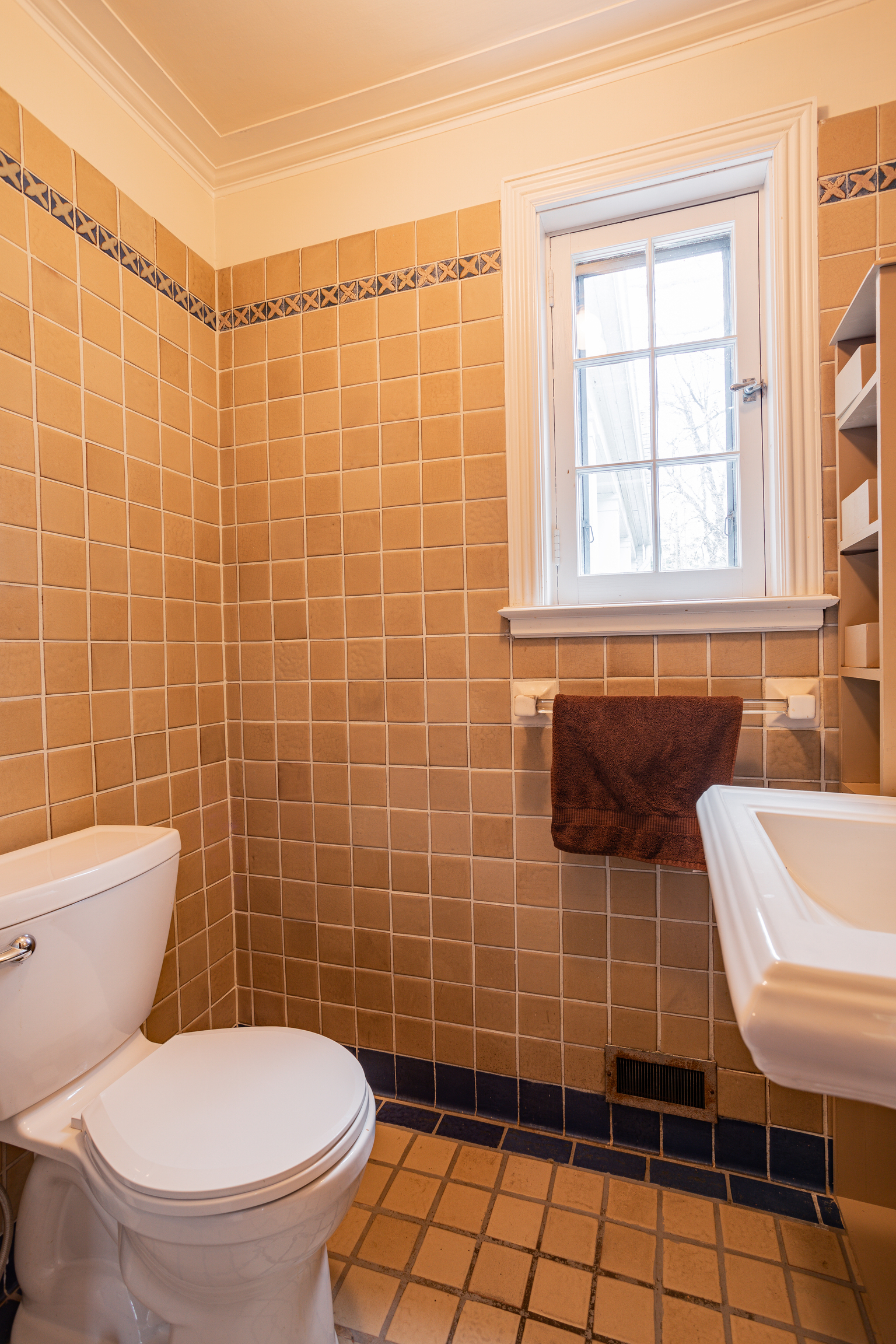 1 Whitehall Way Anderson, IN 46013 - Photo 22 of 81